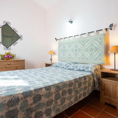 Villino Tavolara A בית נופש סאן תאודורו